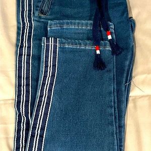 Brand Bazar Womens jeans. XS/38